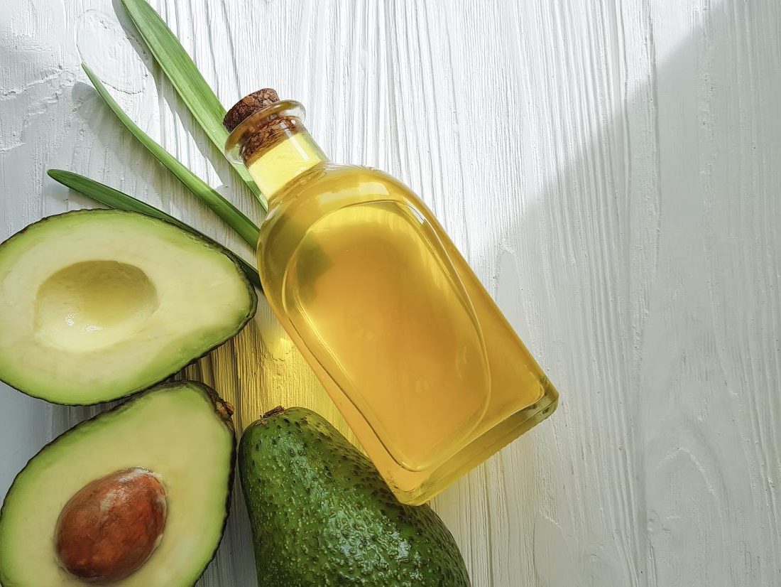 huile d'avocat cheveux