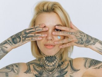 prix-dun-tatouage-de-20-cm-tarifs-duree-et-conseils-avant-de-se-lancer-2