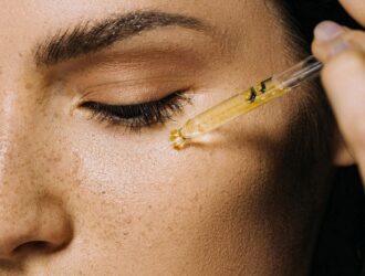 huile-de-jojoba-visage