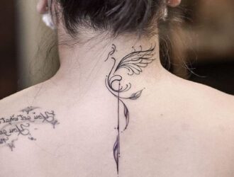 tatouage-phoenix-femme
