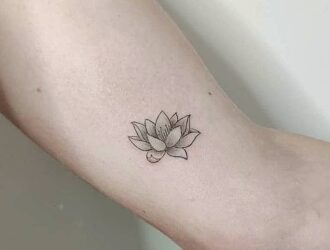 tatouage-fleur-de-lotus-signification
