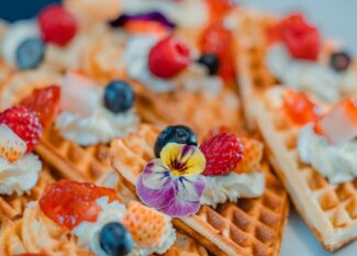 brunch chic
