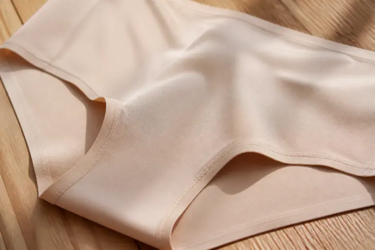 Tissu en microfibre technique et sans couture pour culottes invisibles confortables